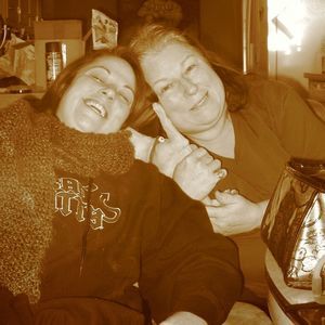 Meet your Posher, Ellyn-shawn